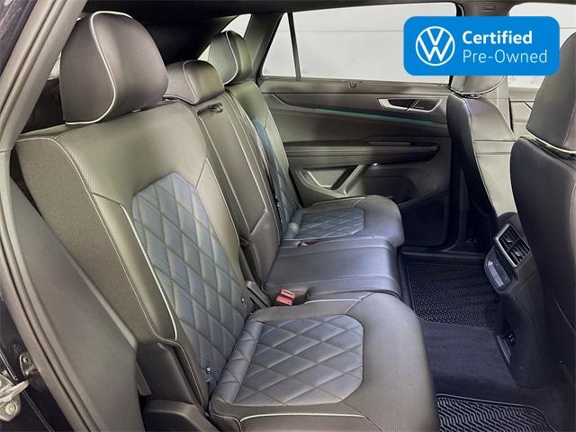 2024 Volkswagen Atlas Cross Sport Vehicle Photo in Puyallup, WA 98371