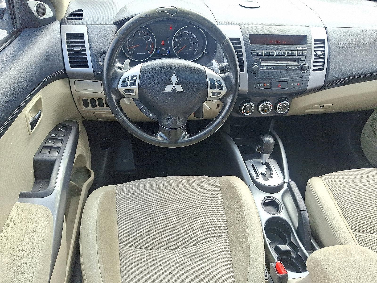 2013 Mitsubishi Outlander Vehicle Photo in Harrisburg, PA 17111