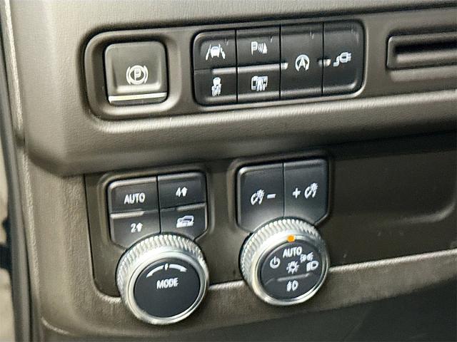 2022 GMC Yukon Vehicle Photo in EVERETT, WA 98203-5662