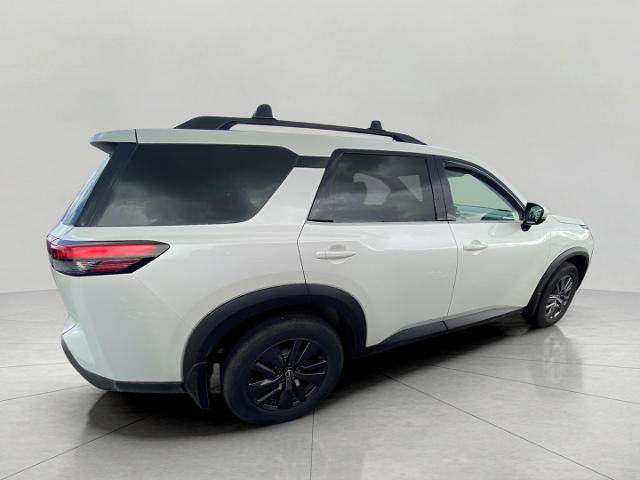 2022 Nissan Pathfinder Vehicle Photo in APPLETON, WI 54914-8833