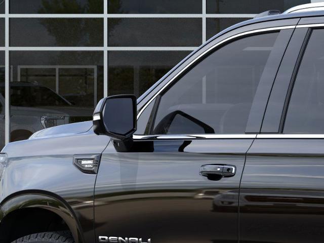 2025 GMC Yukon XL Vehicle Photo in APPLETON, WI 54914-8833