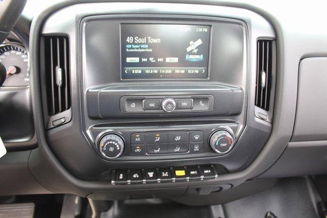 2023 Chevrolet Silverado 6500 HD Vehicle Photo in SAINT CLAIRSVILLE, OH 43950-8512