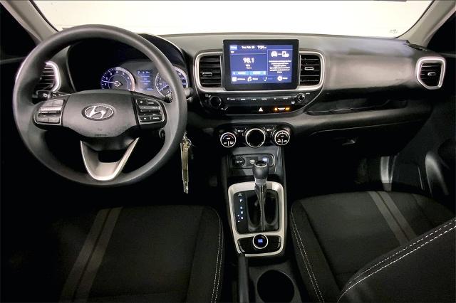 2020 Hyundai VENUE Vehicle Photo in Lees Summit, MO 64086