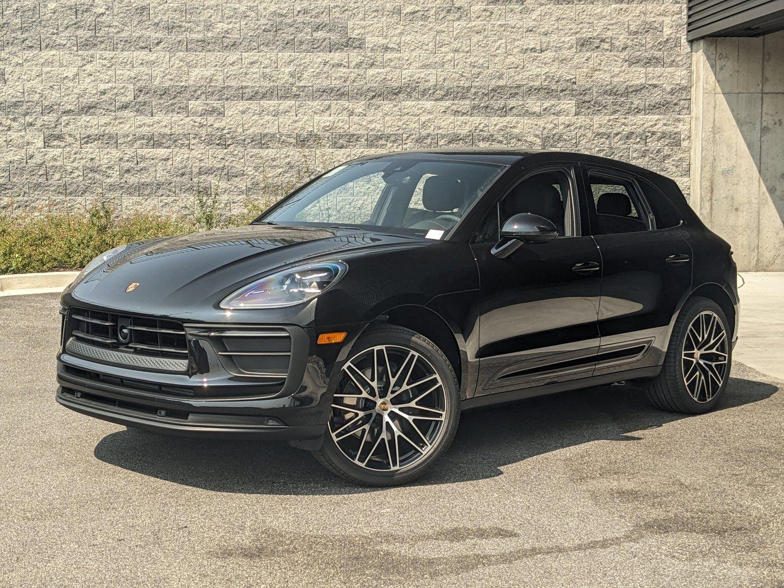 2024 Porsche Macan Vehicle Photo in Towson, MD 21204