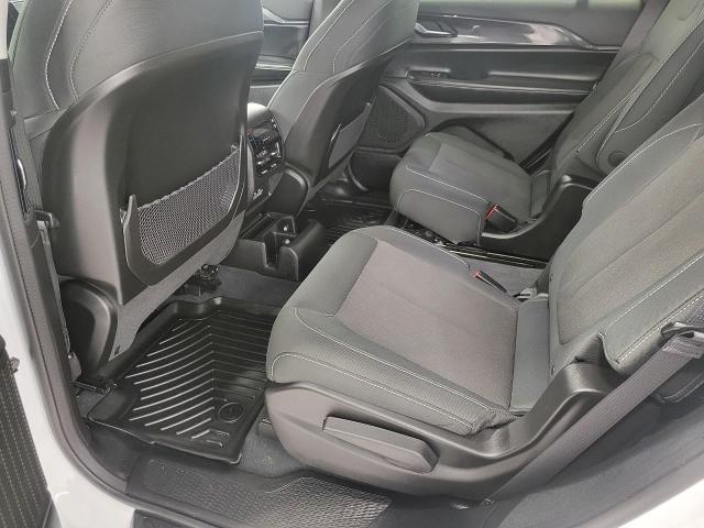 2023 Jeep Grand Cherokee L Vehicle Photo in NEENAH, WI 54956-2243