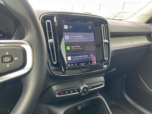2025 Volvo XC40 Vehicle Photo in Grapevine, TX 76051