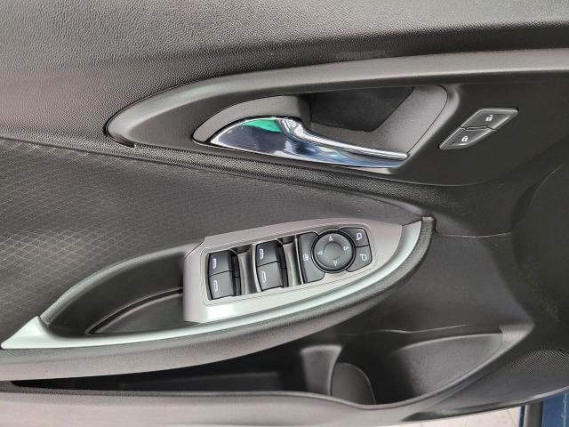 2024 Chevrolet Malibu Vehicle Photo in NEENAH, WI 54956-2243
