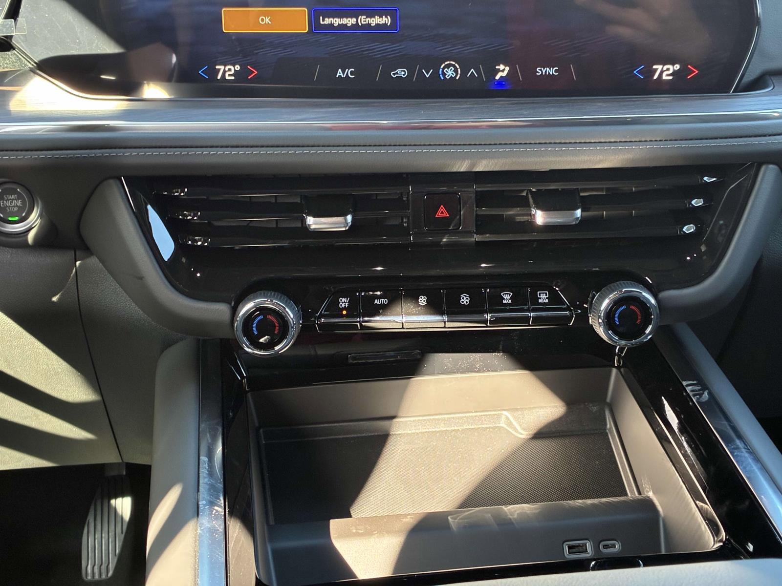 2025 Chevrolet Tahoe Vehicle Photo in LOS ANGELES, CA 90007-3794