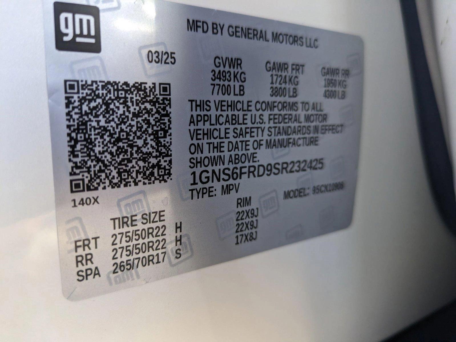 2025 Chevrolet Suburban Vehicle Photo in GILBERT, AZ 85297-0446