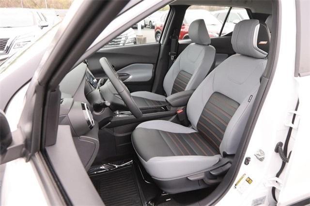 2024 Nissan Kicks Vehicle Photo in Hazelwood, MO 63042