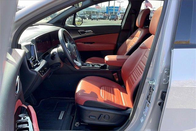 2023 Kia Sportage Vehicle Photo in INDEPENDENCE, MO 64055-1314