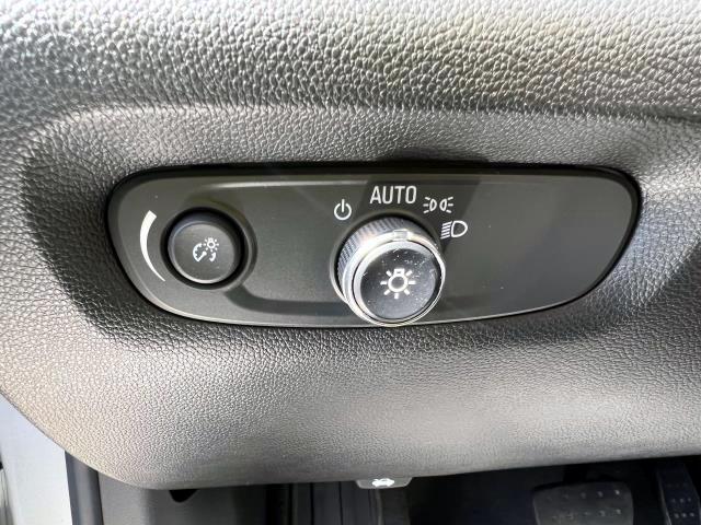 2022 Chevrolet Traverse Vehicle Photo in Roslyn, NY 11576