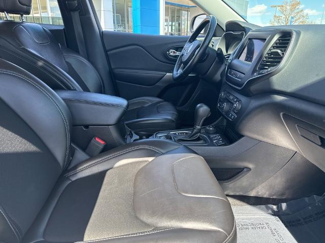 2021 Jeep Cherokee Vehicle Photo in MANHATTAN, KS 66502-5036