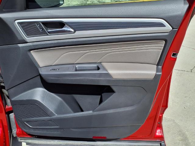 2021 Volkswagen Atlas Vehicle Photo in Tampa, FL 33612
