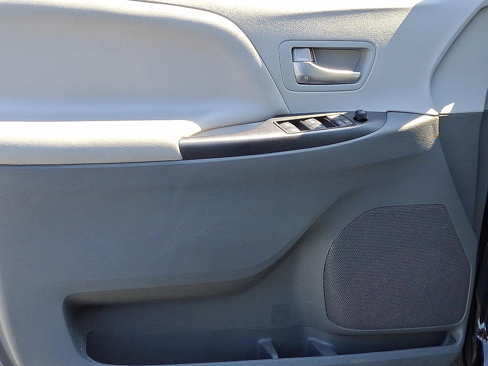 2018 Toyota Sienna Vehicle Photo in BETHLEHEM, PA 18017