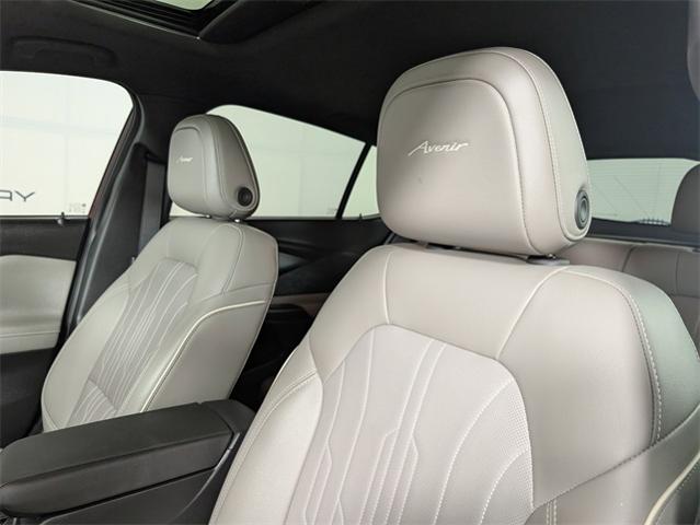 2024 Buick Envista Vehicle Photo in ENGLEWOOD, CO 80113-6708