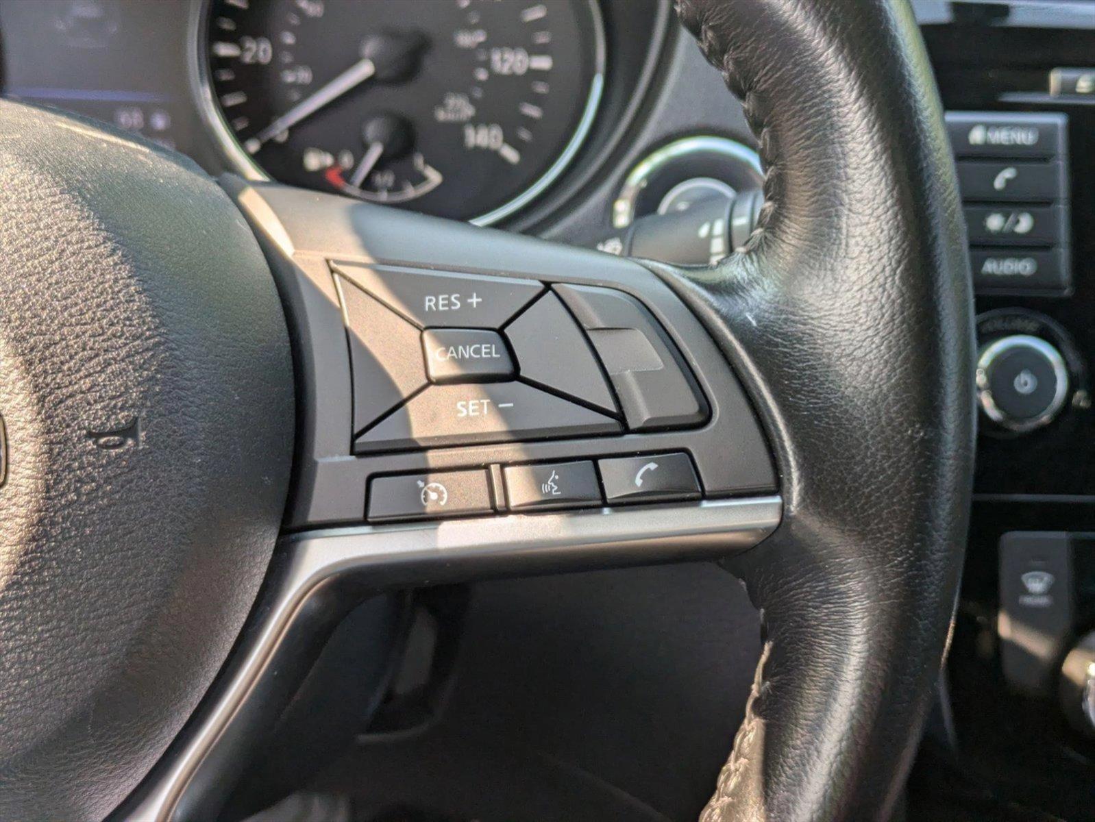 2018 Nissan Rogue Vehicle Photo in Tampa, FL 33614