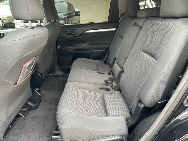 2017 Toyota Highlander Vehicle Photo in Grapevine, TX 76051