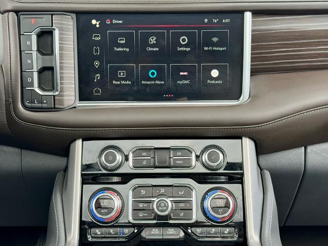 2024 GMC Yukon XL Vehicle Photo in DALLAS, TX 75209-3016