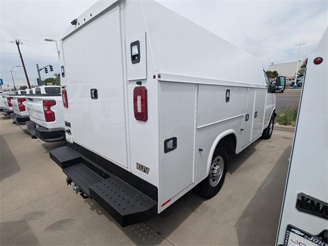 2024 Chevrolet Express Commercial Cutaway Vehicle Photo in ENGLEWOOD, CO 80113-6708
