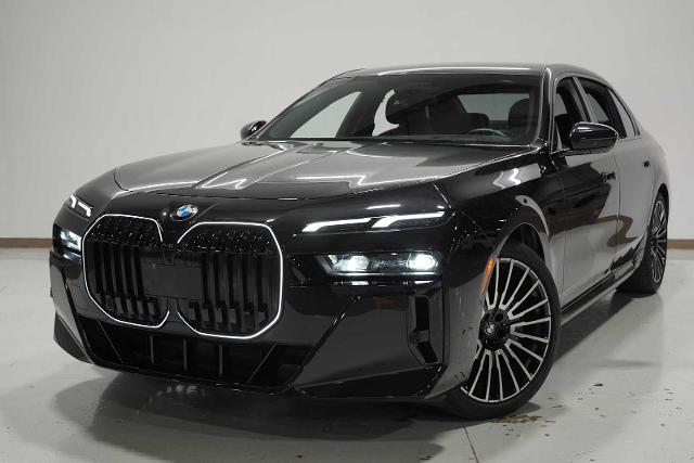 2024 BMW 740i Vehicle Photo in GRAPEVINE, TX 76051