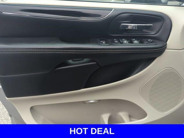 2015 Dodge Grand Caravan Vehicle Photo in Merrillville, IN 46410