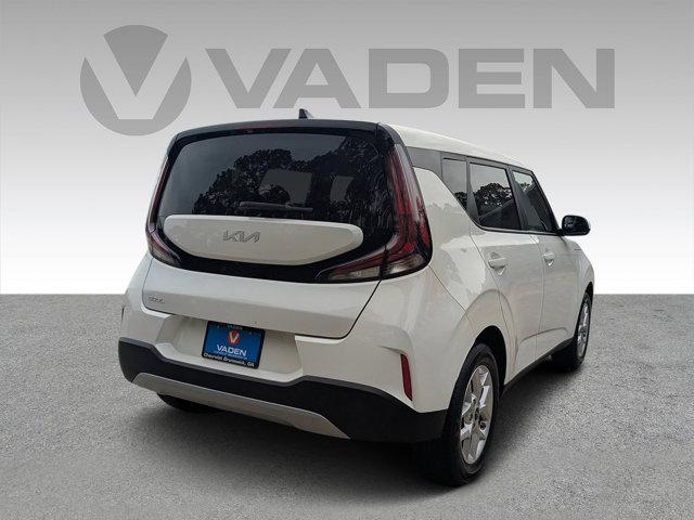 2023 Kia Soul Vehicle Photo in BRUNSWICK, GA 31525-1881