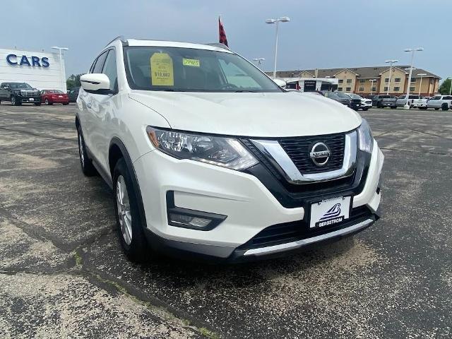 2020 Nissan Rogue Vehicle Photo in APPLETON, WI 54914-8833