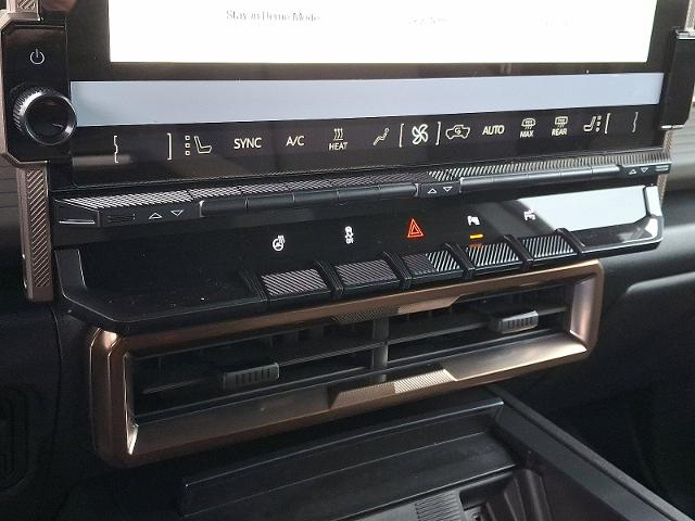 2025 GMC HUMMER EV SUV Vehicle Photo in TREVOSE, PA 19053-4984