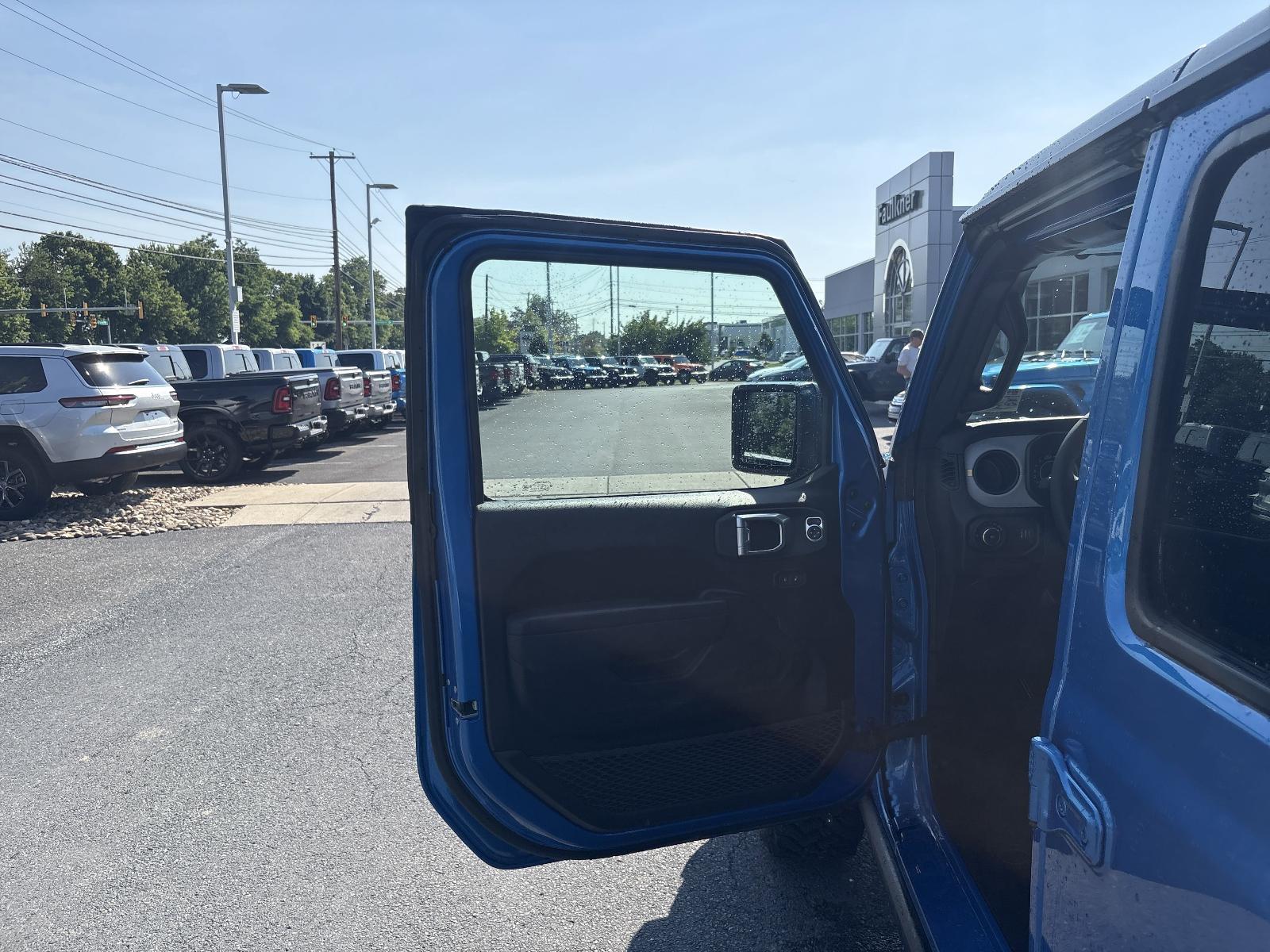 2025 Jeep Wrangler Vehicle Photo in Mechanicsburg, PA 17050-1707