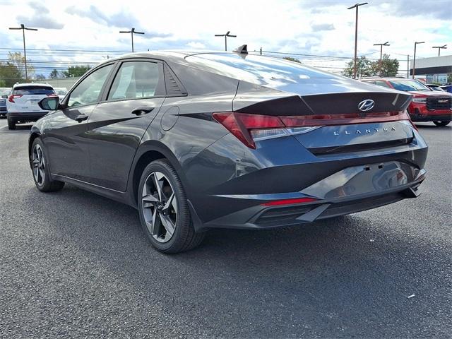2023 Hyundai ELANTRA Vehicle Photo in New Bloomfield, PA 17068