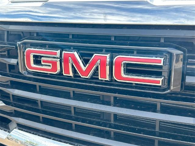 2025 GMC Sierra 2500 HD Vehicle Photo in GOODYEAR, AZ 85338-1310