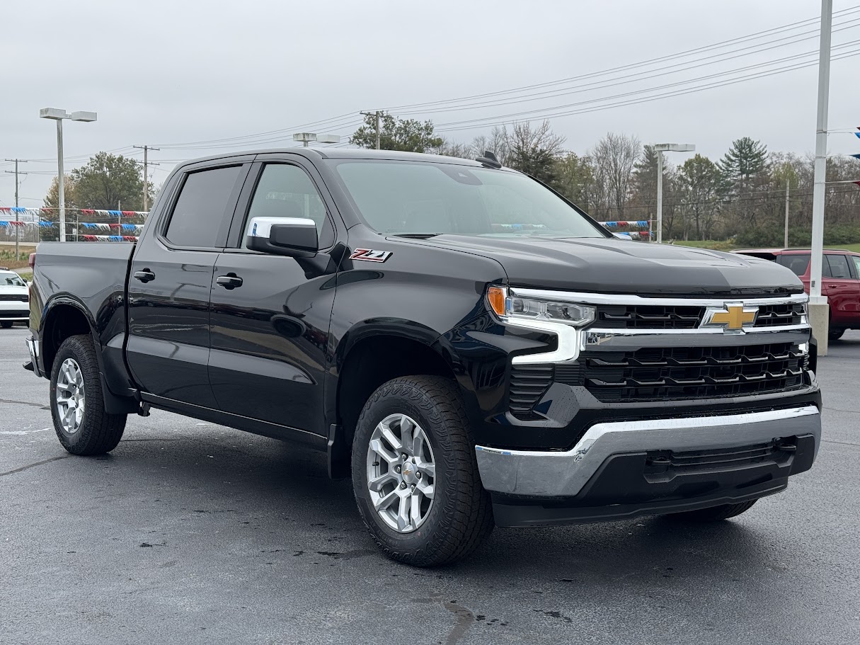 2025 Chevrolet Silverado 1500 Vehicle Photo in BOONVILLE, IN 47601-9633