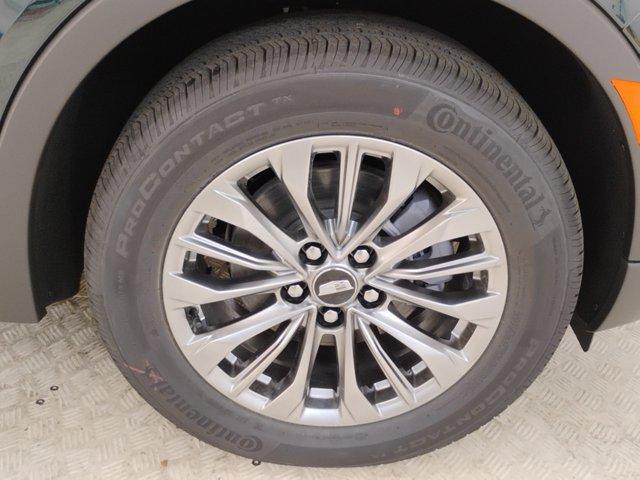 2025 Cadillac XT4 Vehicle Photo in PINEVILLE, NC 28134-8495