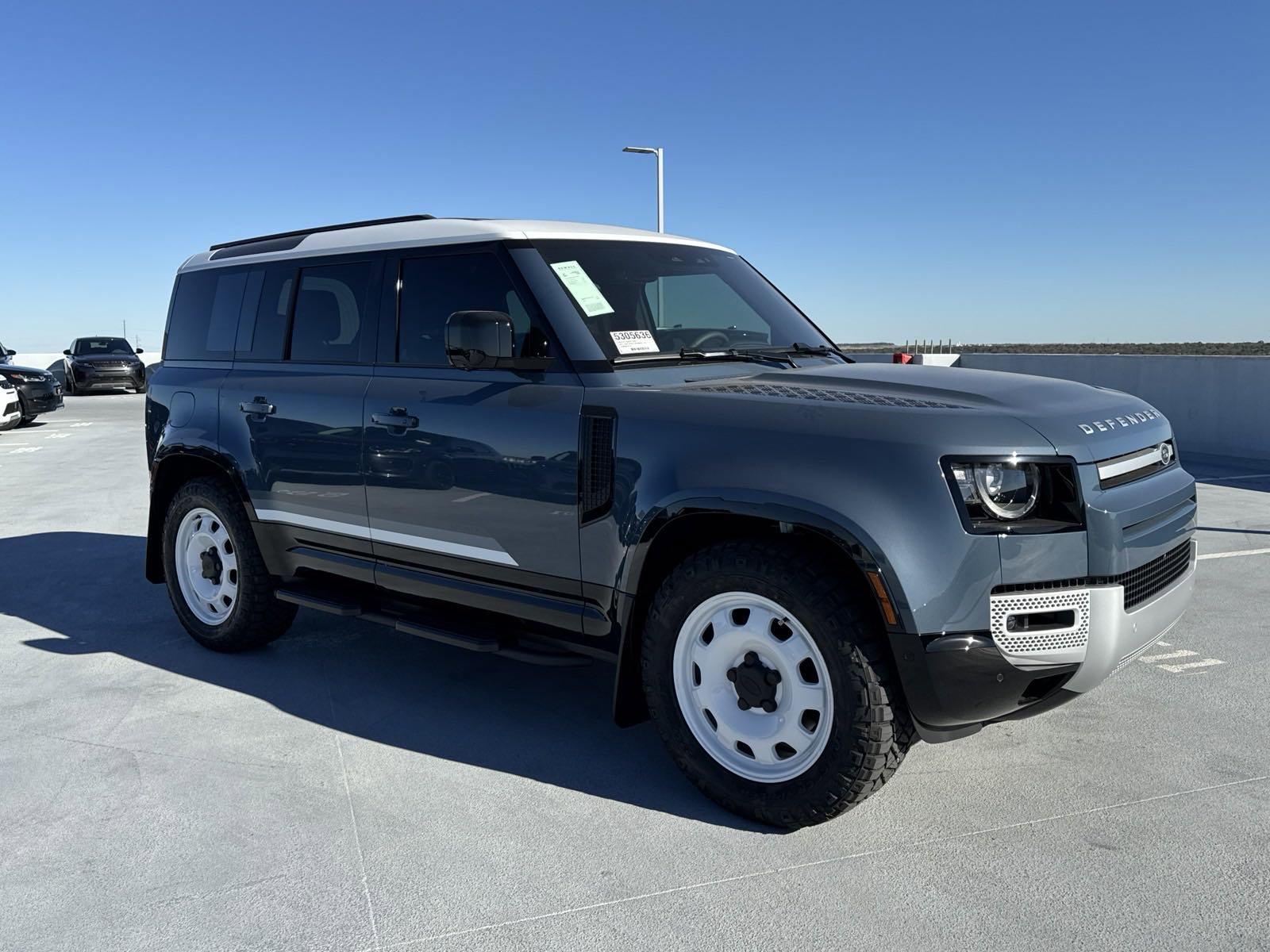 2025 Defender Vehicle Photo in AUSTIN, TX 78717