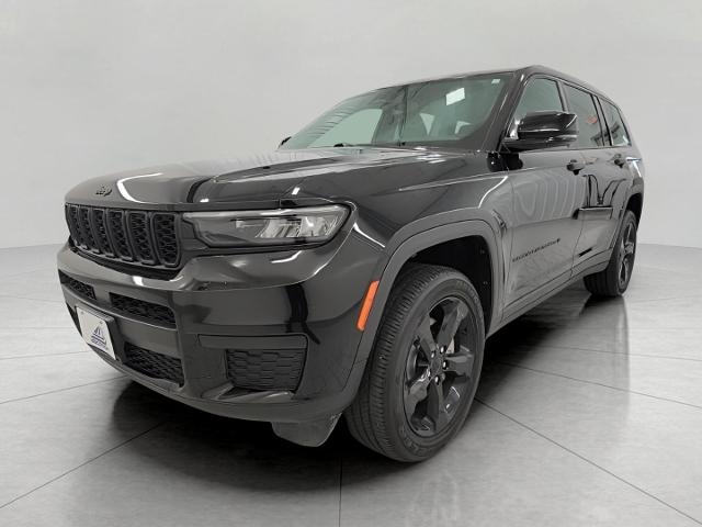 2023 Jeep Grand Cherokee L Vehicle Photo in GREEN BAY, WI 54303-3330