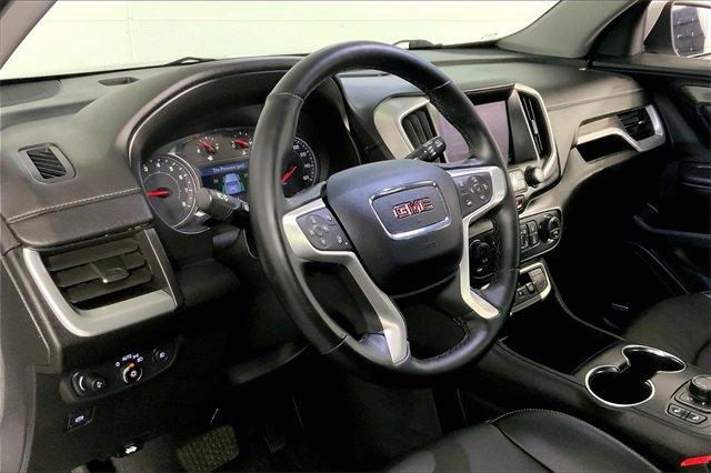 2024 GMC Terrain Vehicle Photo in KANSAS CITY, MO 64114-4502