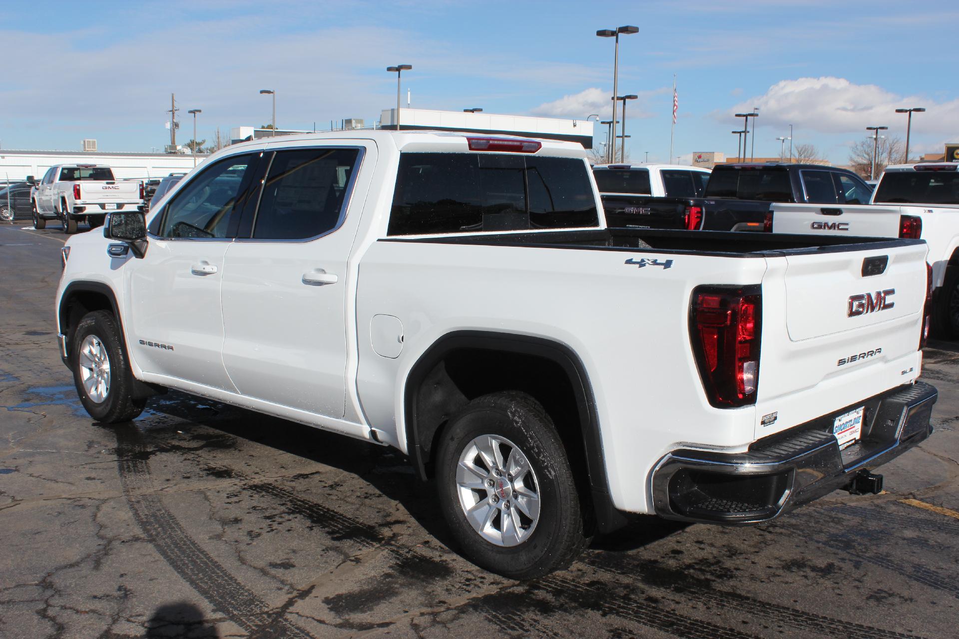 2025 GMC Sierra 1500 Vehicle Photo in AURORA, CO 80012-4011