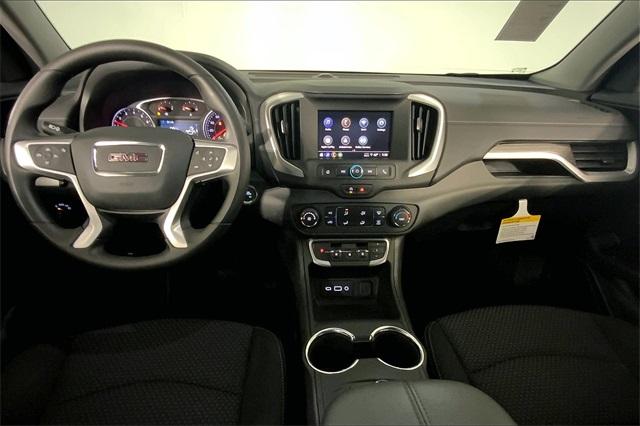 2024 GMC Terrain Vehicle Photo in KANSAS CITY, MO 64114-4545