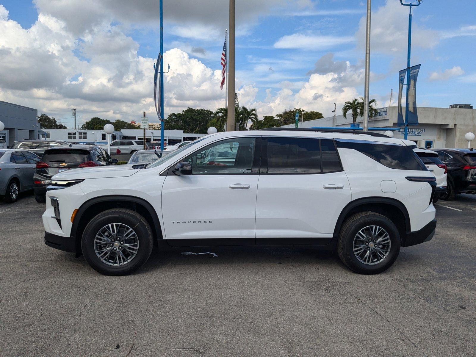 2025 Chevrolet Traverse Vehicle Photo in MIAMI, FL 33134-2699