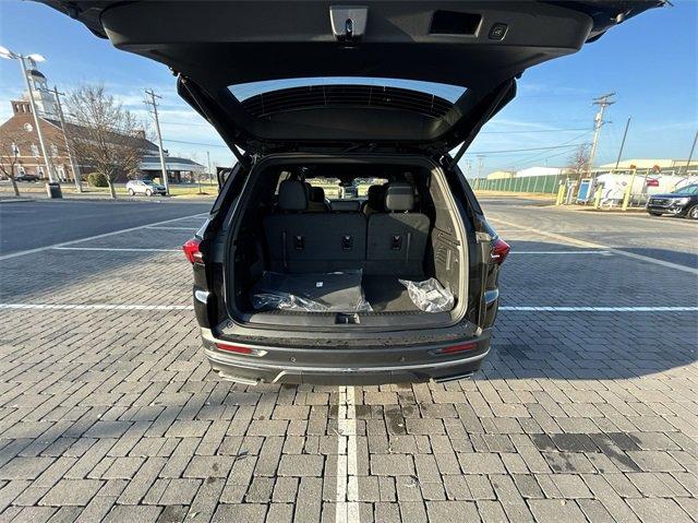 2025 Buick Enclave Vehicle Photo in BOWLING GREEN, KY 42104-4102