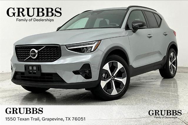 2024 Volvo XC40 Vehicle Photo in Grapevine, TX 76051