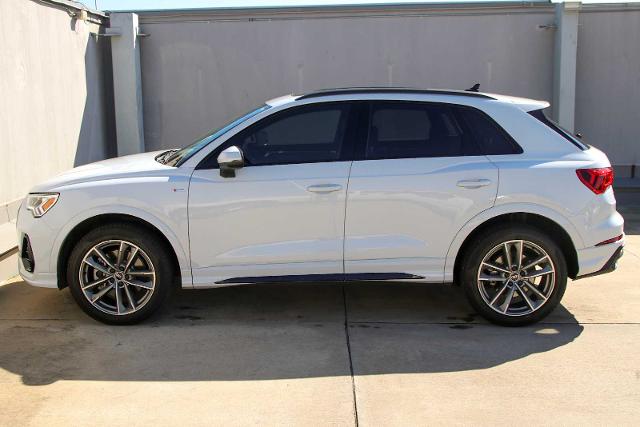 2024 Audi Q3 Vehicle Photo in SUGAR LAND, TX 77478