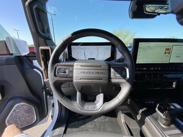 2025 GMC HUMMER EV SUV Vehicle Photo in Greenville, TX 75402