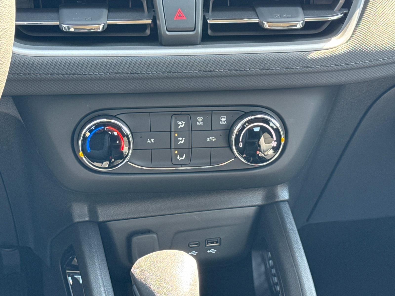 2025 Chevrolet Trailblazer Vehicle Photo in LOS ANGELES, CA 90007-3794