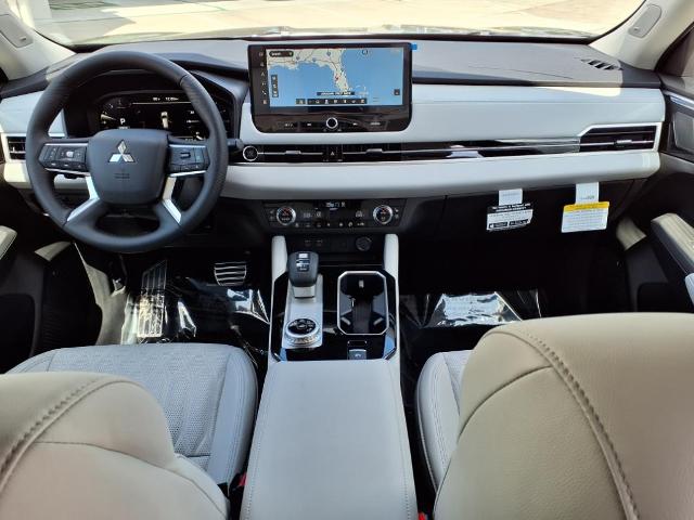 2025 Mitsubishi Outlander Vehicle Photo in Tampa, FL 33612