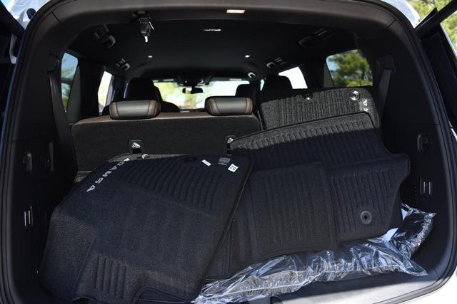 2025 Nissan Armada Vehicle Photo in Ballwin, MO 63011