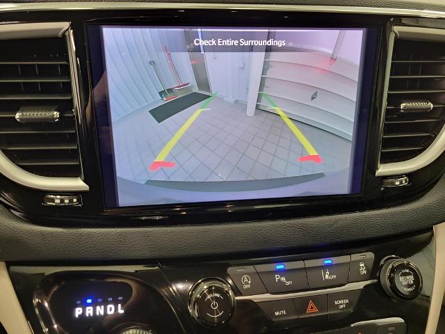 2023 Chrysler Pacifica Vehicle Photo in Green Bay, WI 54304