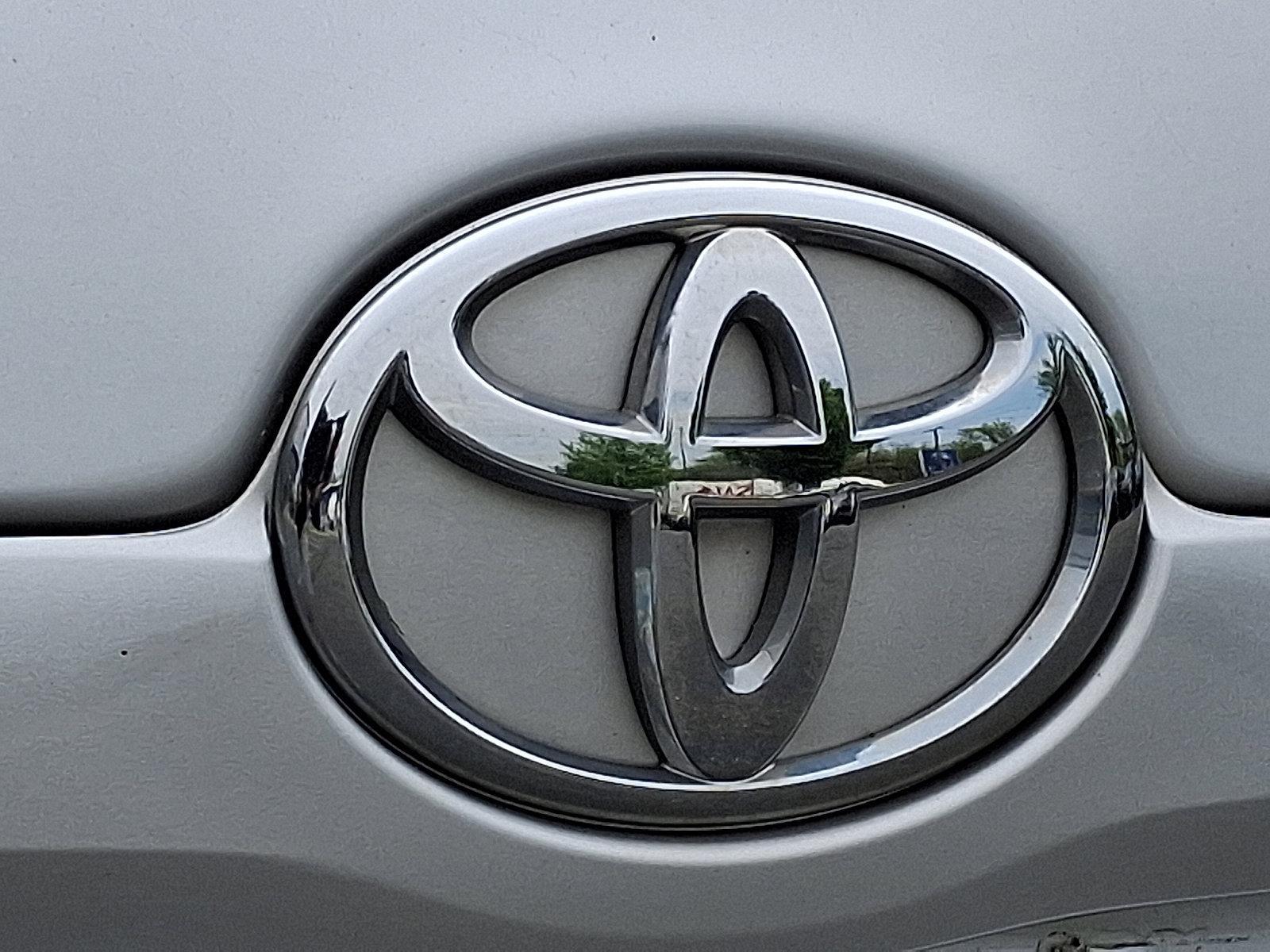 2009 Toyota Camry Vehicle Photo in BETHLEHEM, PA 18017