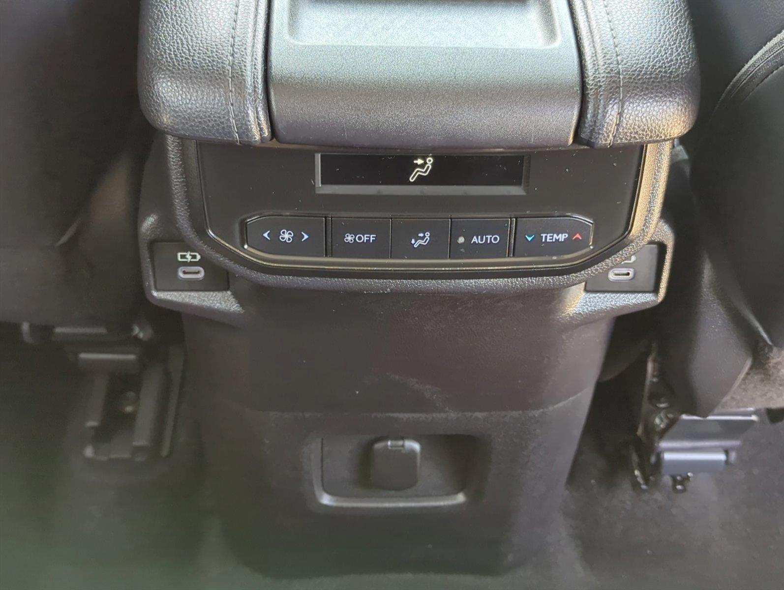 2024 Toyota Grand Highlander Vehicle Photo in Ft. Myers, FL 33907